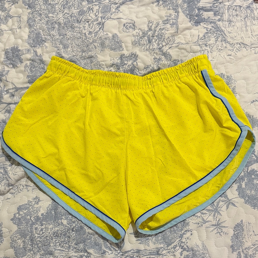 Run in Rabbit Repeats 4” Running Shorts